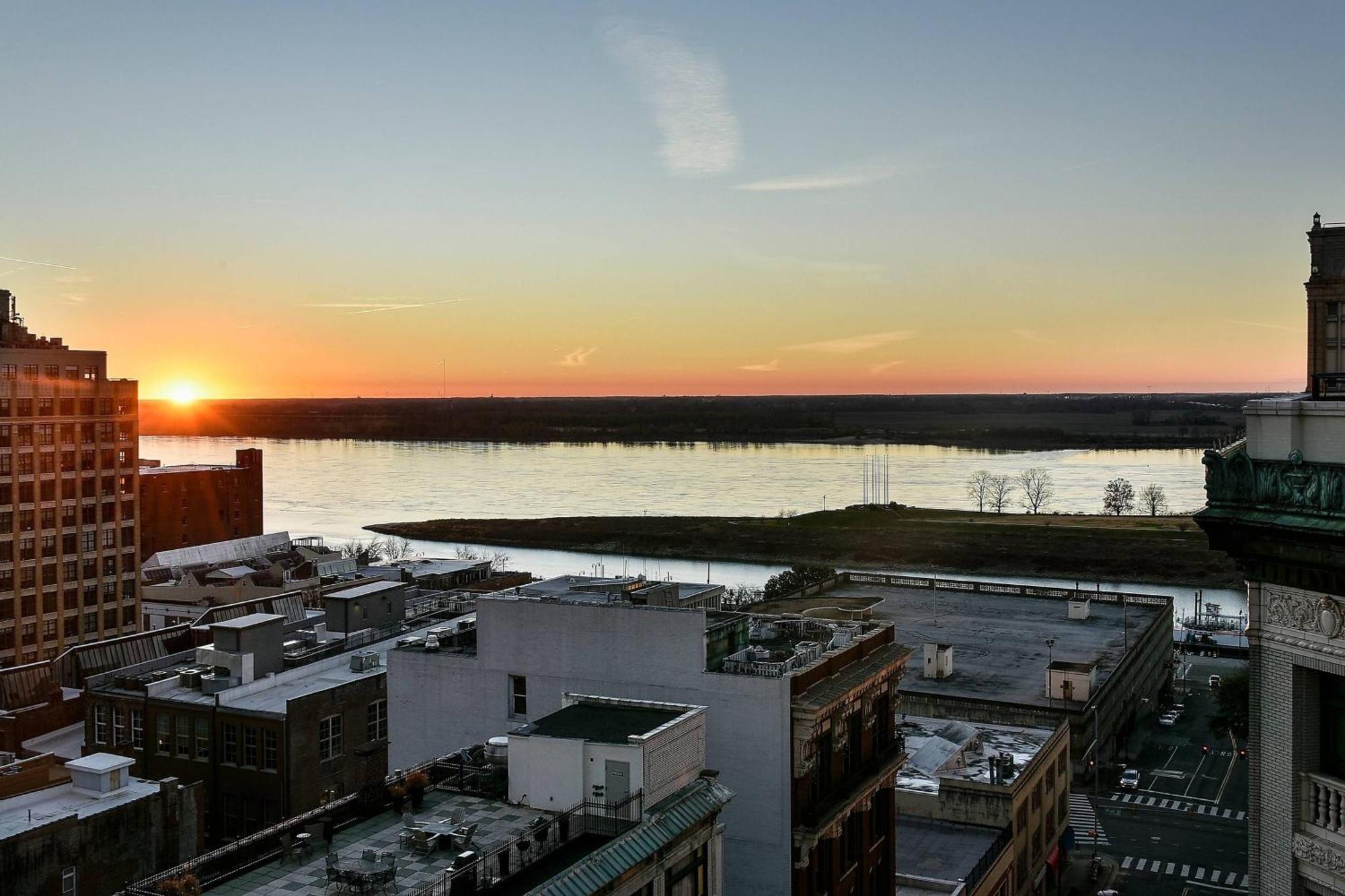 Residence Inn Memphis Downtown Bagian luar foto
