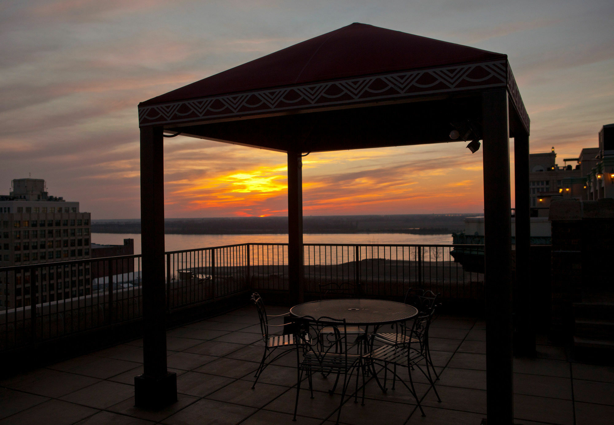 Residence Inn Memphis Downtown Restoran foto